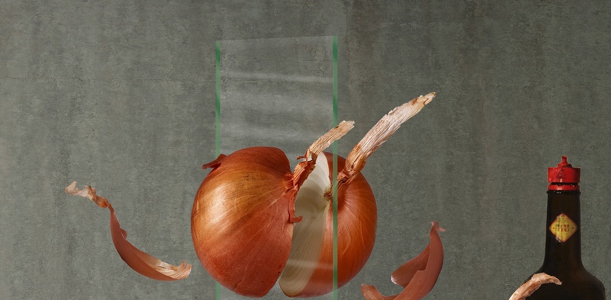 Slice of white onion